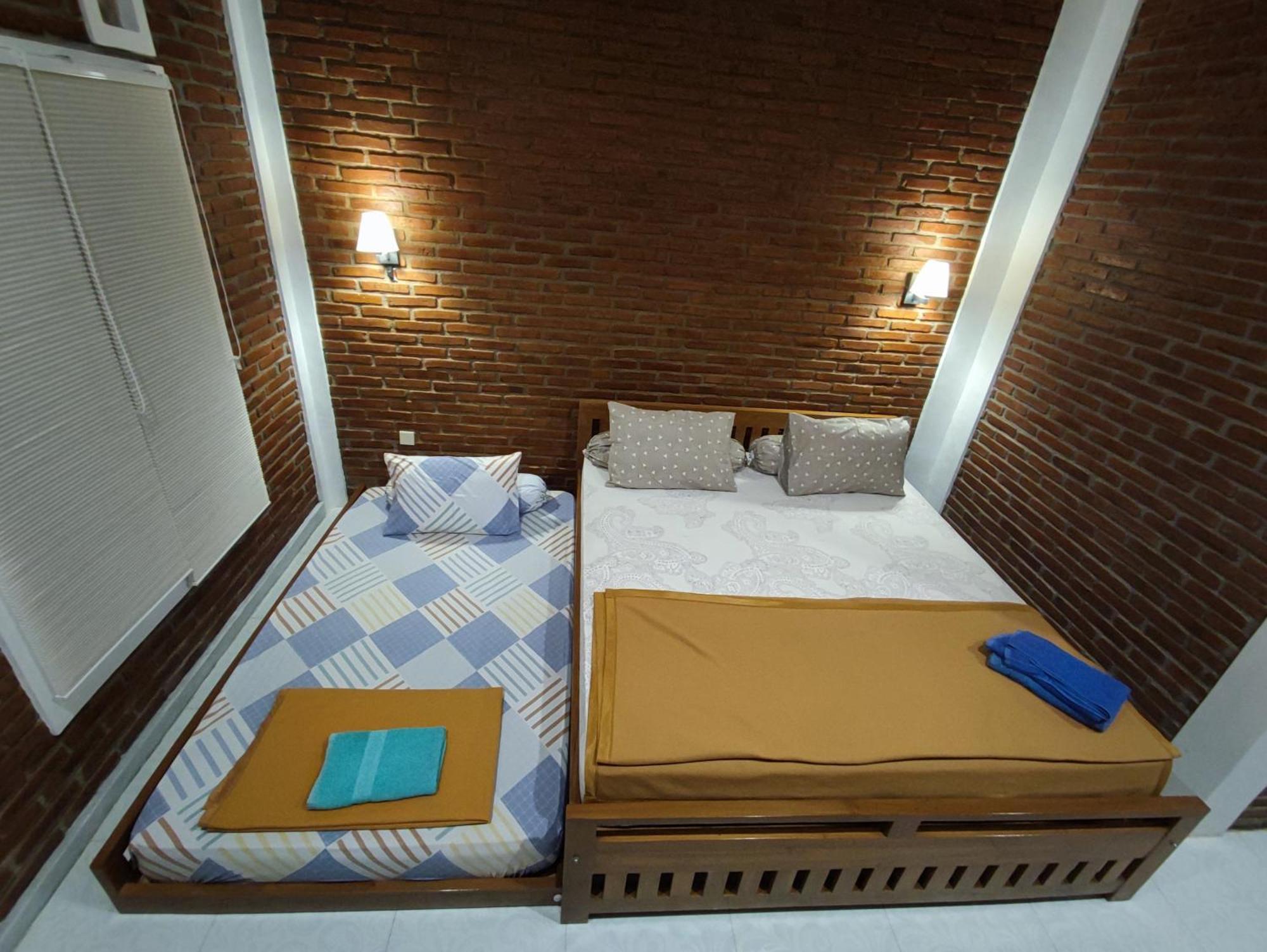 Genthong Homestay Magelang Exterior foto