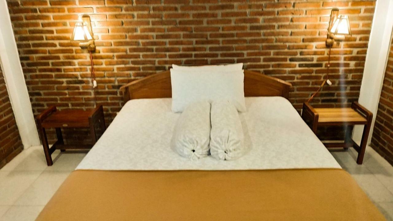 Genthong Homestay Magelang Exterior foto